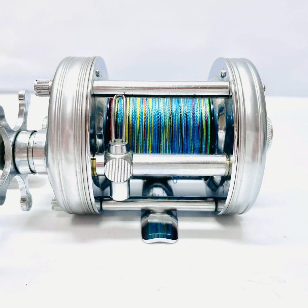 アブガルシア　Ambassadeur 6500CS Rocket Silver