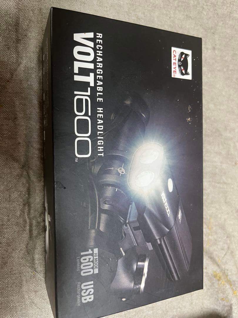 美品　CAT EYE VOLT1600 USB充電式ヘッドライト キャットアイ