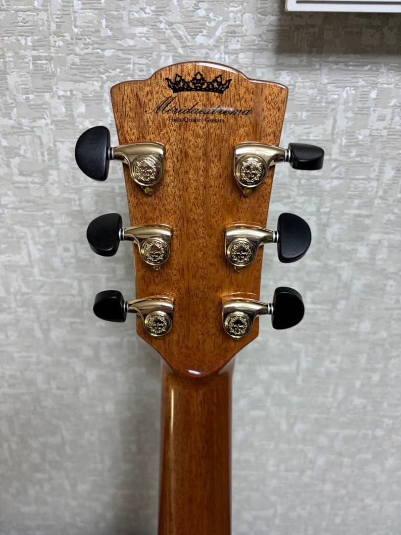 Merida メリダ　Guitar Legacyレガシー　ギター