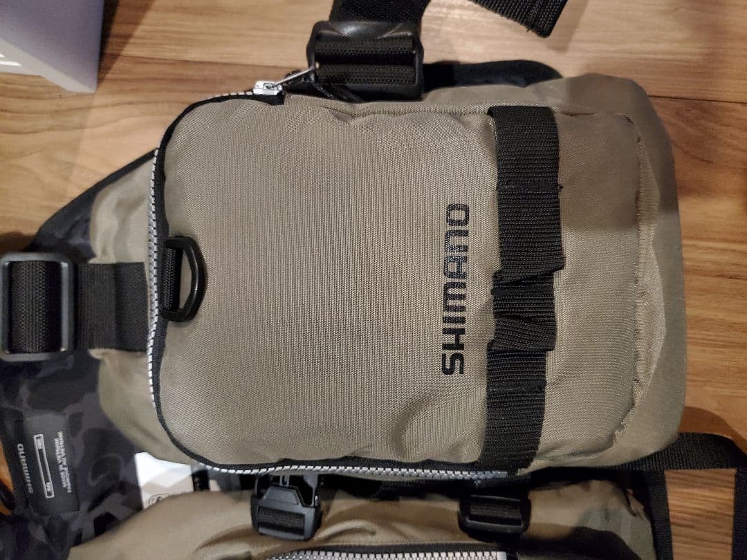 SHIMANO フィッシングベスト ベージュ