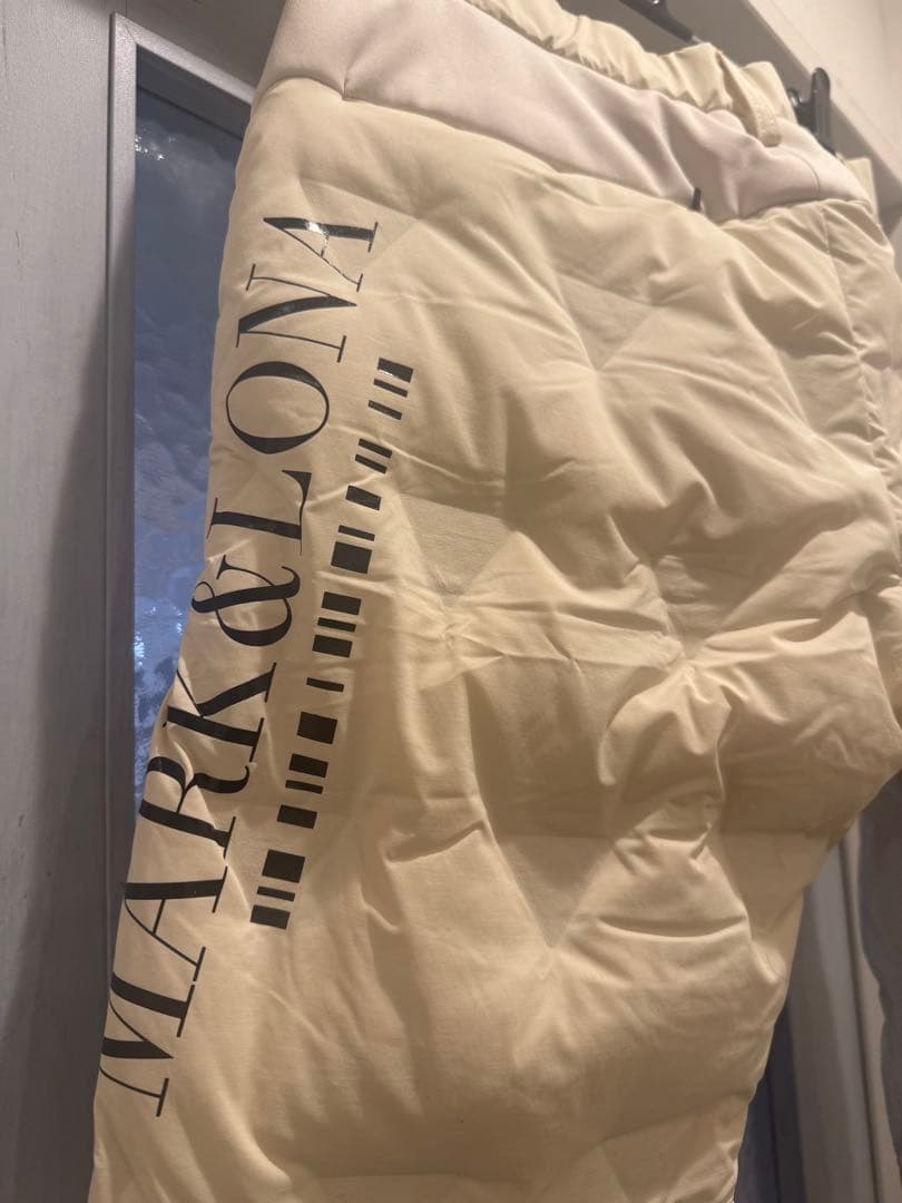 限界値下げ！⭐︎MARK&LONAダウンパンツ⭐︎完売品⭐︎