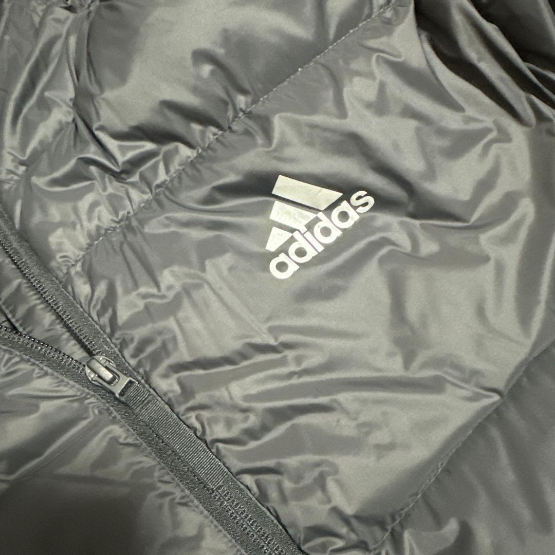 adidas ベンチコート ブラック