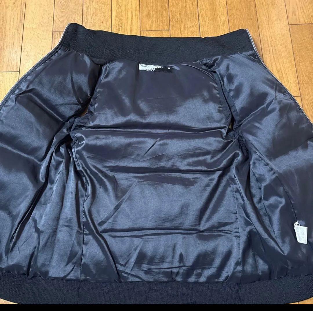 美品　オークリー ダウンベスト　M レディースゴルフウェア　ゴルフベスト 黒