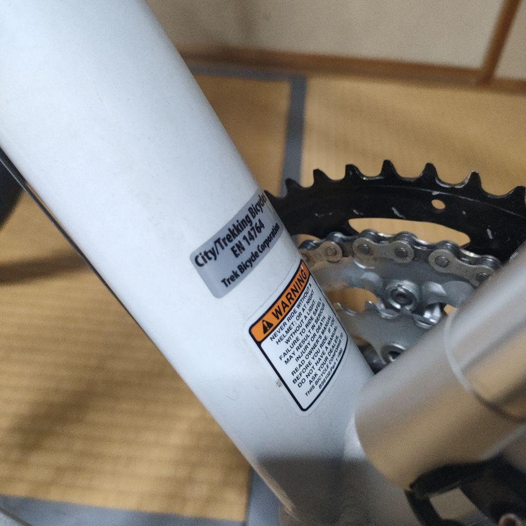 TREK 7.5FXクロスバイク ホワイト