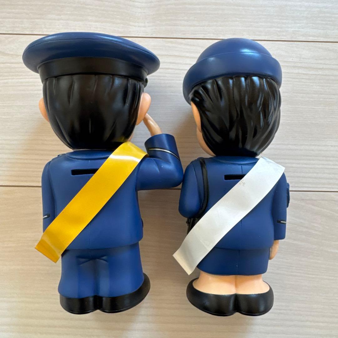 ビッグサイズ　フィギュア　警察官ペア
