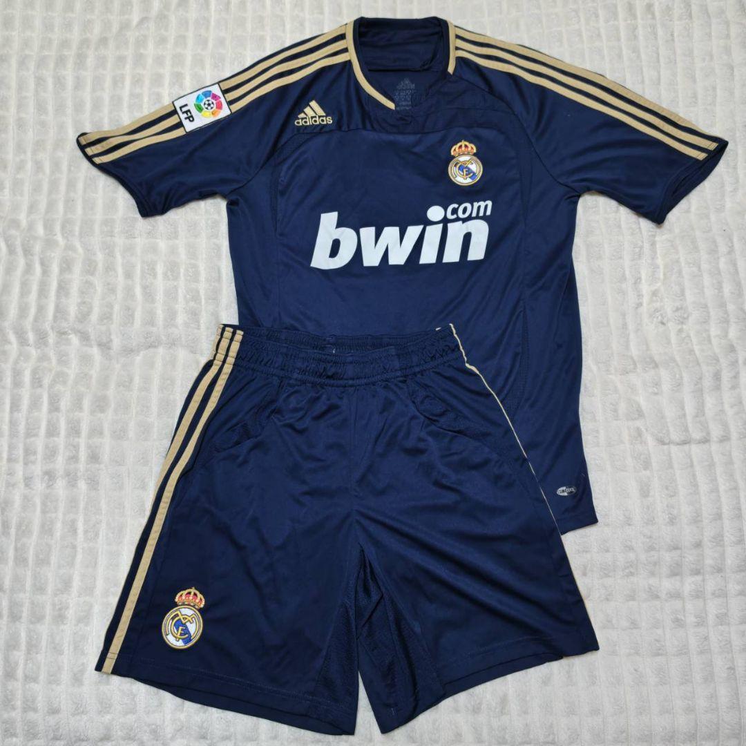 【希少】レアルマドリード07〜08シーズンユニフォーム　上下セット