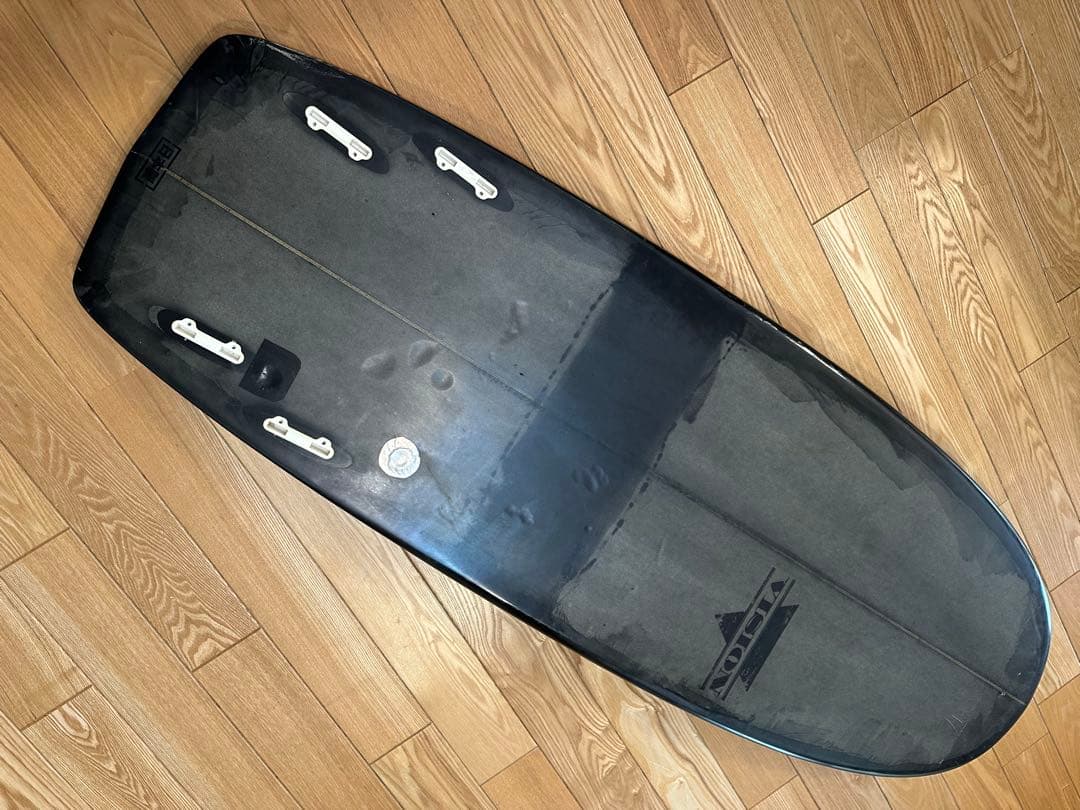 VISSLA ブラック ショートボード　5.1
