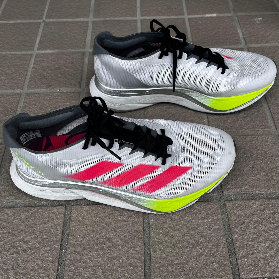 【美品】adizero ボストン12 26 ランニングシューズ