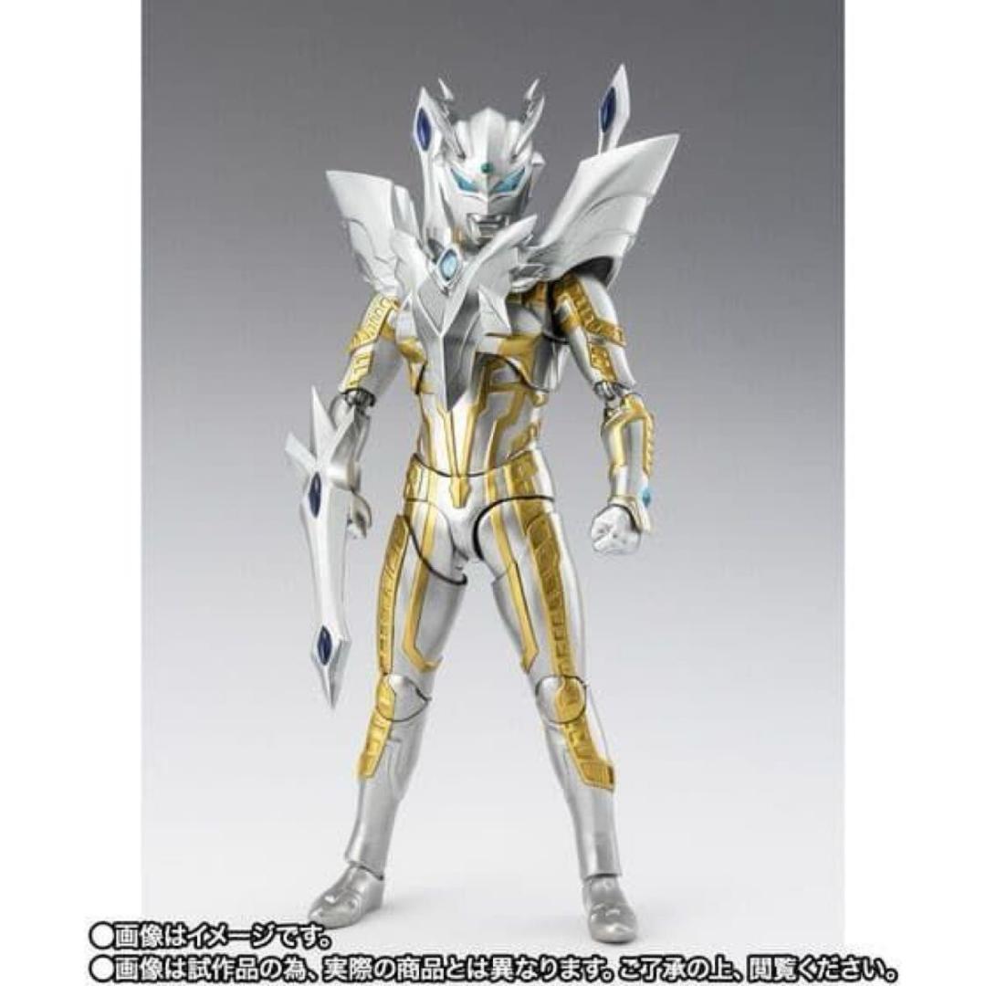 桜島Ver栄光の昭和ライダー　ウルティメイトシャイニングウルトラマンゼロ セット