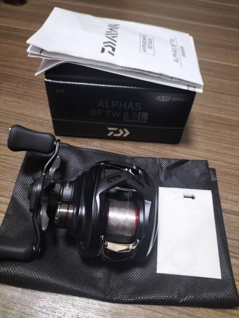 極美品！ダイワ 25ALPHAS BF TW 8.5L