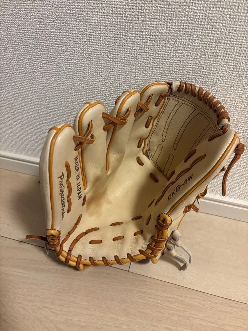 硬式投手用グローブ　左投げ専用