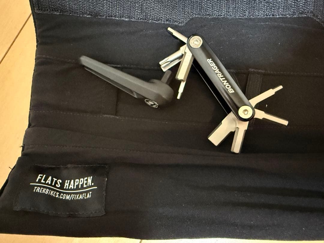 手渡し限定 TREK CHECKPOINT SL5 54 専用ツール・バッグ