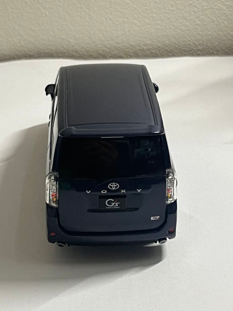 非売品　トヨタ　70　VOXY　ヴォクシー　G's 　カラーサンプル　ミニカー