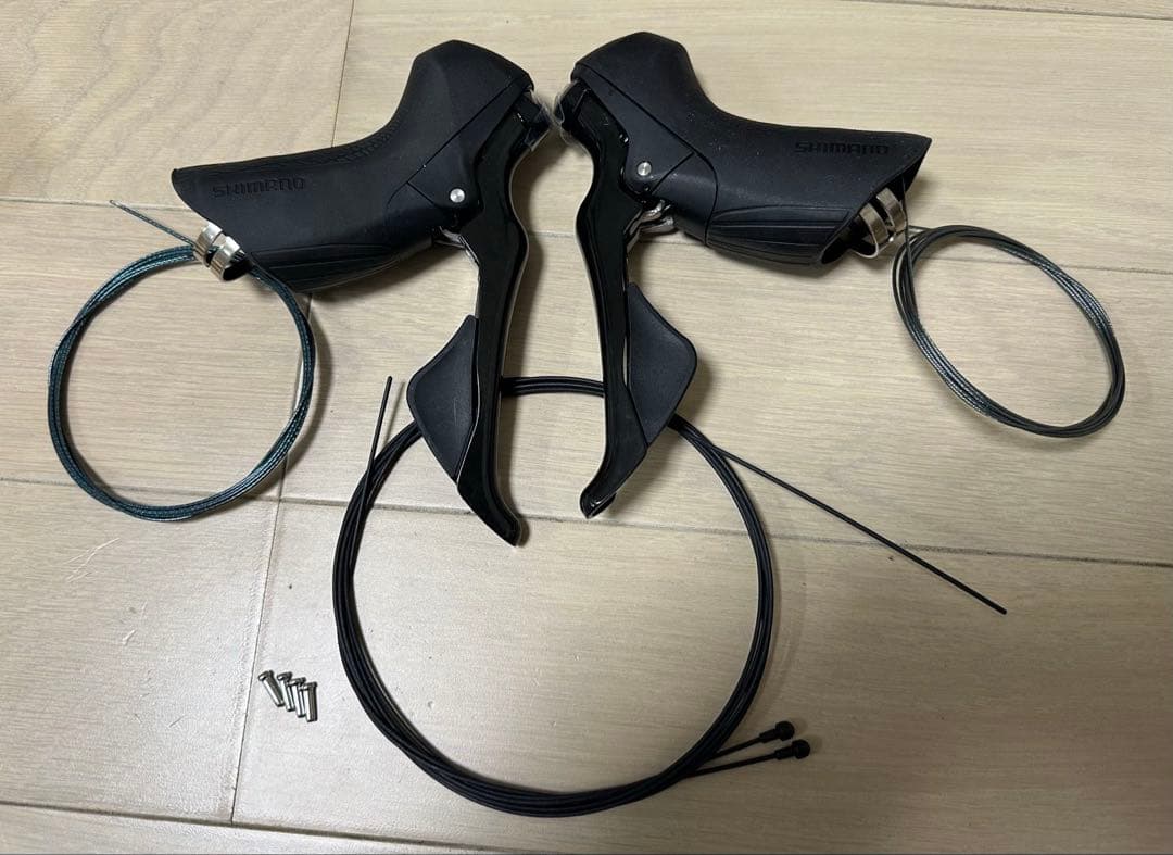 SHIMANO 105 R7000 STI 11速 シフトレバーセット