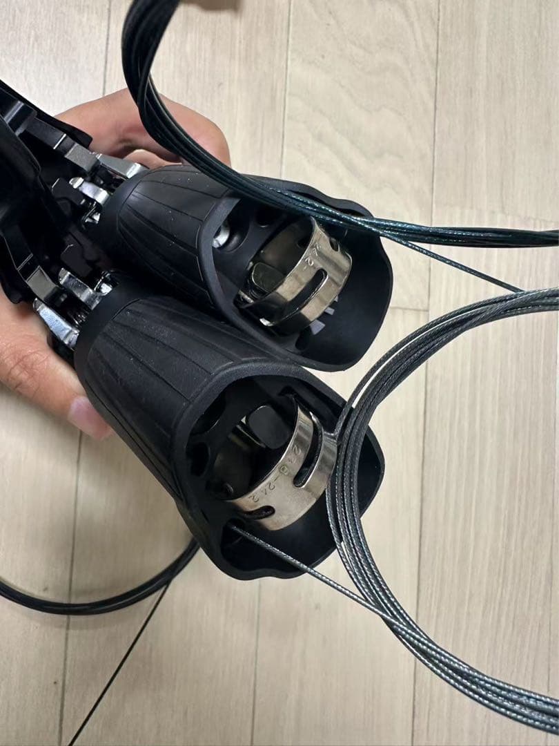 SHIMANO 105 R7000 STI 11速 シフトレバーセット