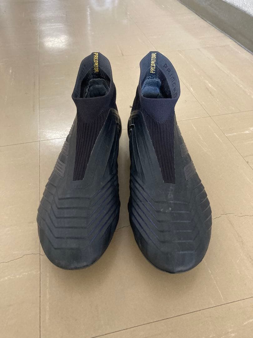 adidas プレデター　コントロールスキン　紐なし 25.5センチ