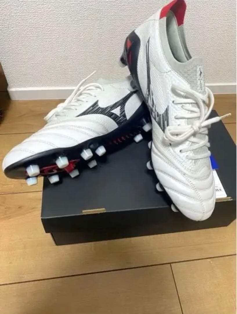 Mizuno Morelia ネオ4 β JAPAN 25.0cm