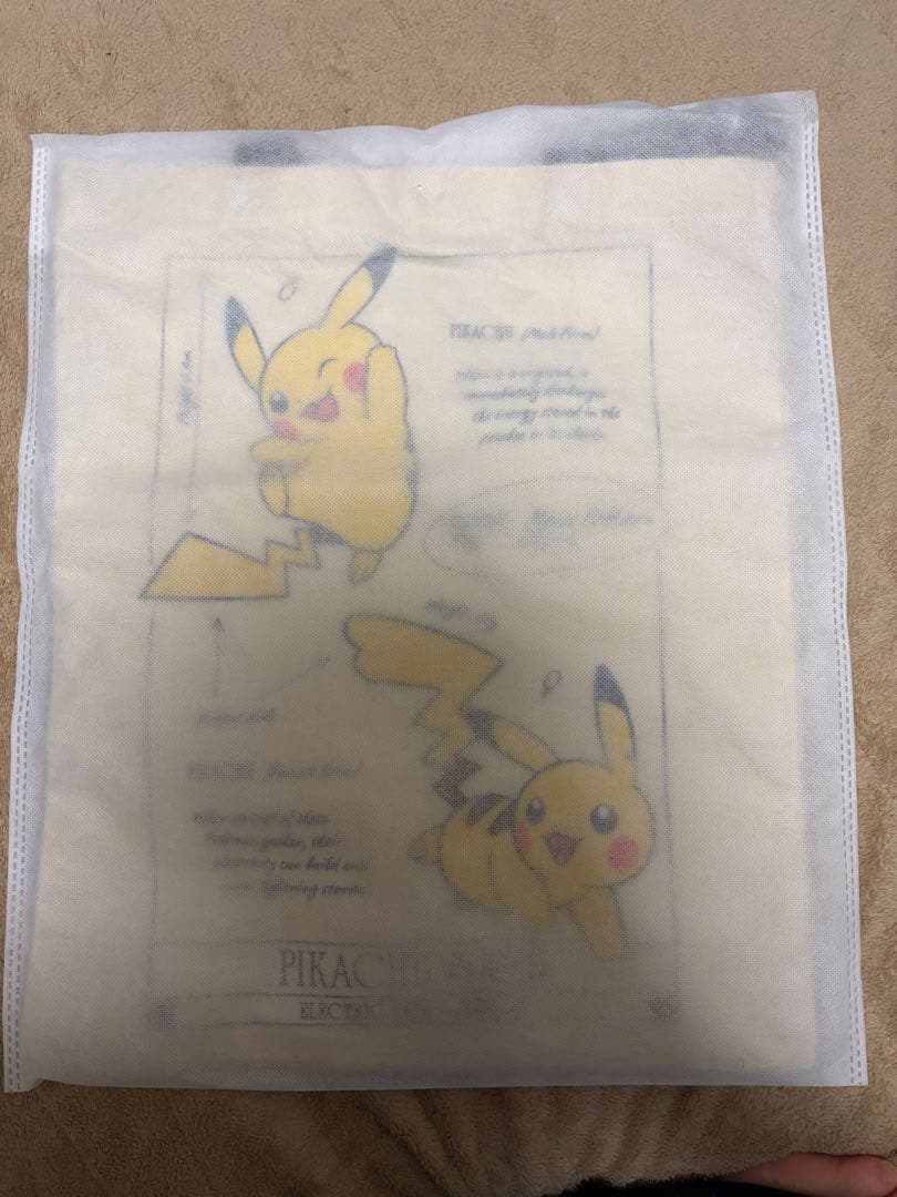 【新品】英国自然史博物館限定　ピカチュウトートバッグ