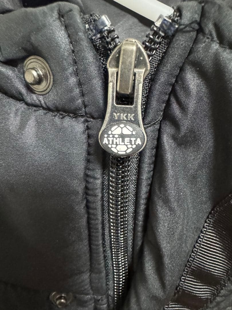 ATHLETA ブラック ベンチコート フード付き 《Mサイズ》