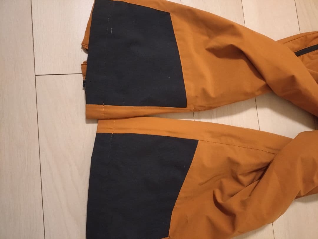 DESCENTE　ビブパンツ