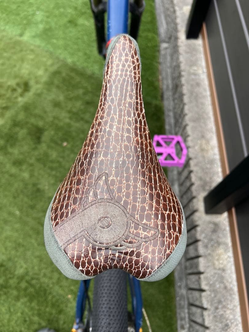 KONA マウンテンバイク 26インチ ダウンヒル　ダートジャンプ　北九州