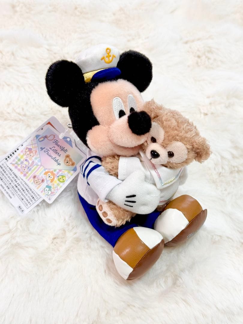 ディズニー　ダッフィー　ミッキーマウス ハートフェルト　ぬいぐるみバッジ　ぬいば