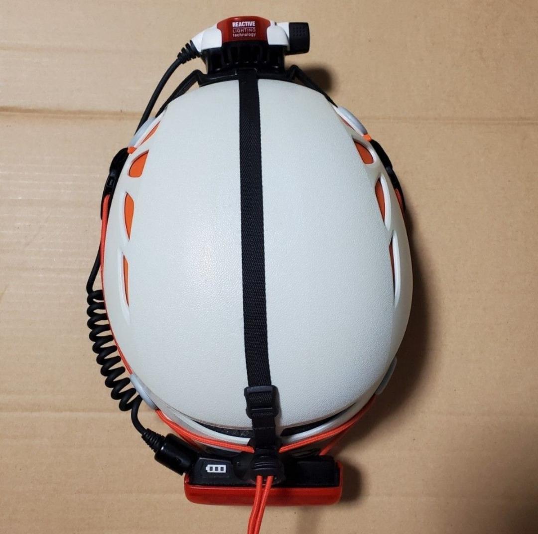 中古 petzl NAO+ 750ルーメン ペツル ヘッドランプ ヘッドライト