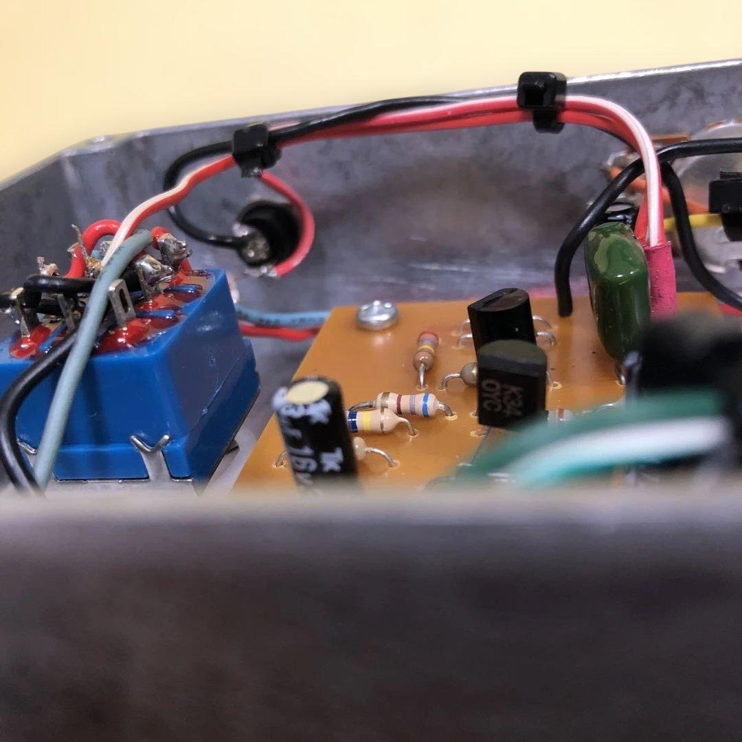 UNIVOX /Square WaveハンドメイドFuzz