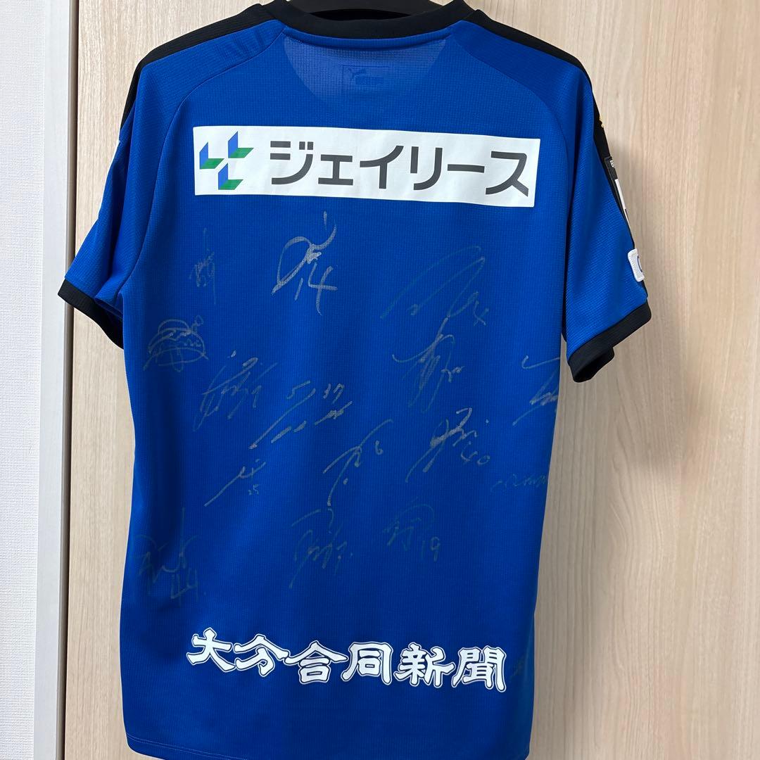 トリニータユニフォーム　選手サイン入り