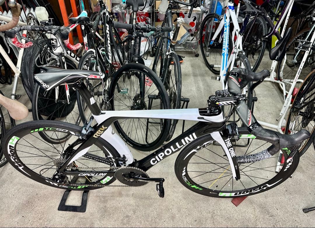 分解発送送料無料CIPOLLINI RB1Kタイプ中華カーボン カーボンホイール