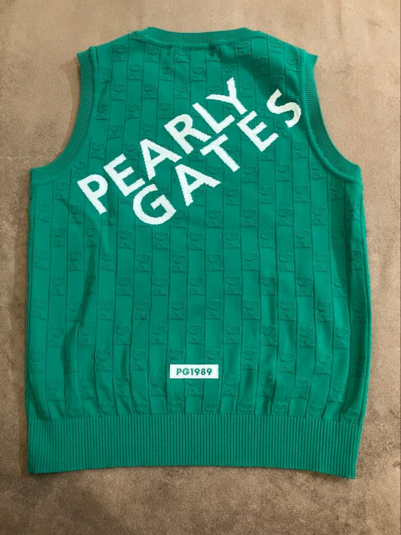 【美品】PEARLY GATES Vネックベスト　サイズ0 2023年モデル