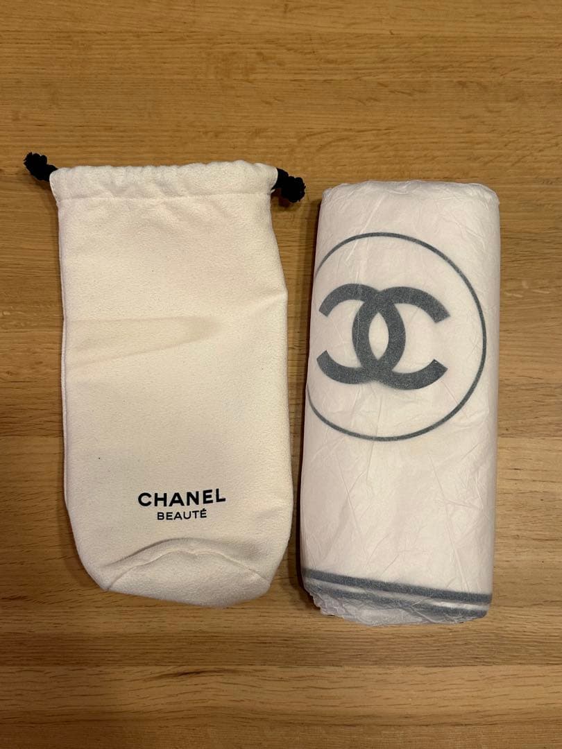 CHANEL ノベルティ　ブランケット【新品未使用】ですが少し汚れあり
