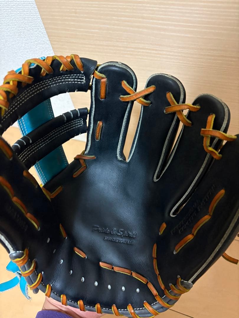 ゼット　プロステイタス　限定品　軟式　内野　源田　モデル