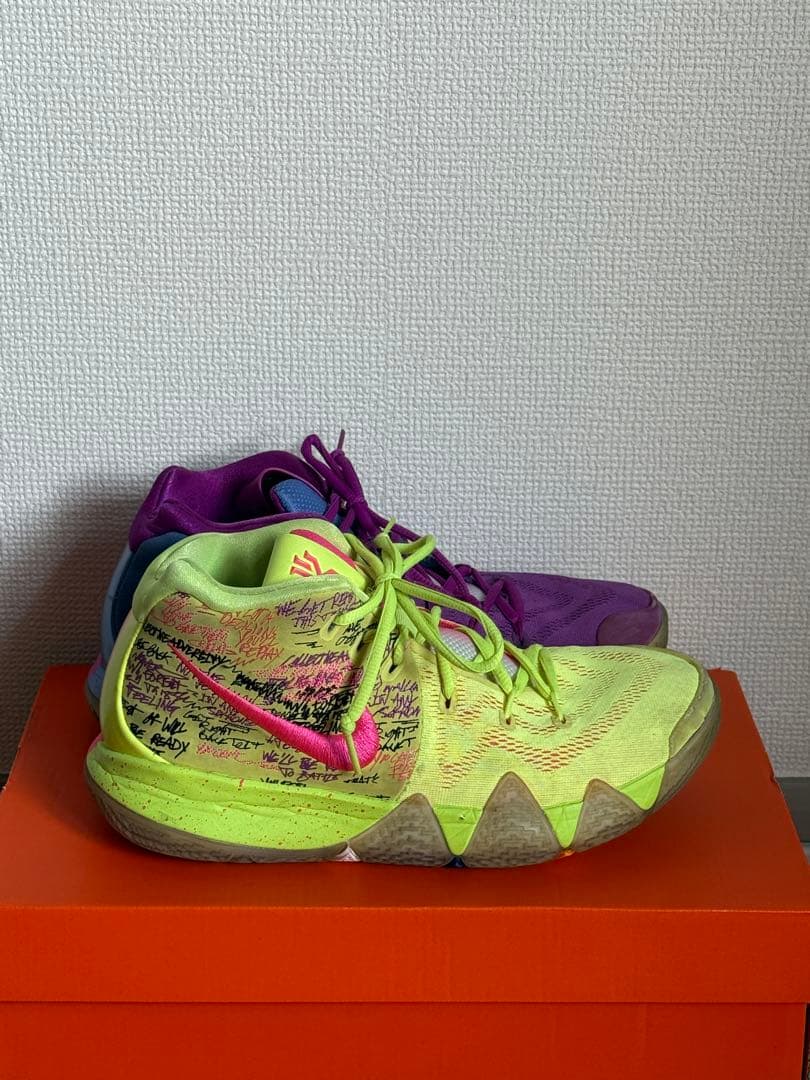 NIKE カイリー4
