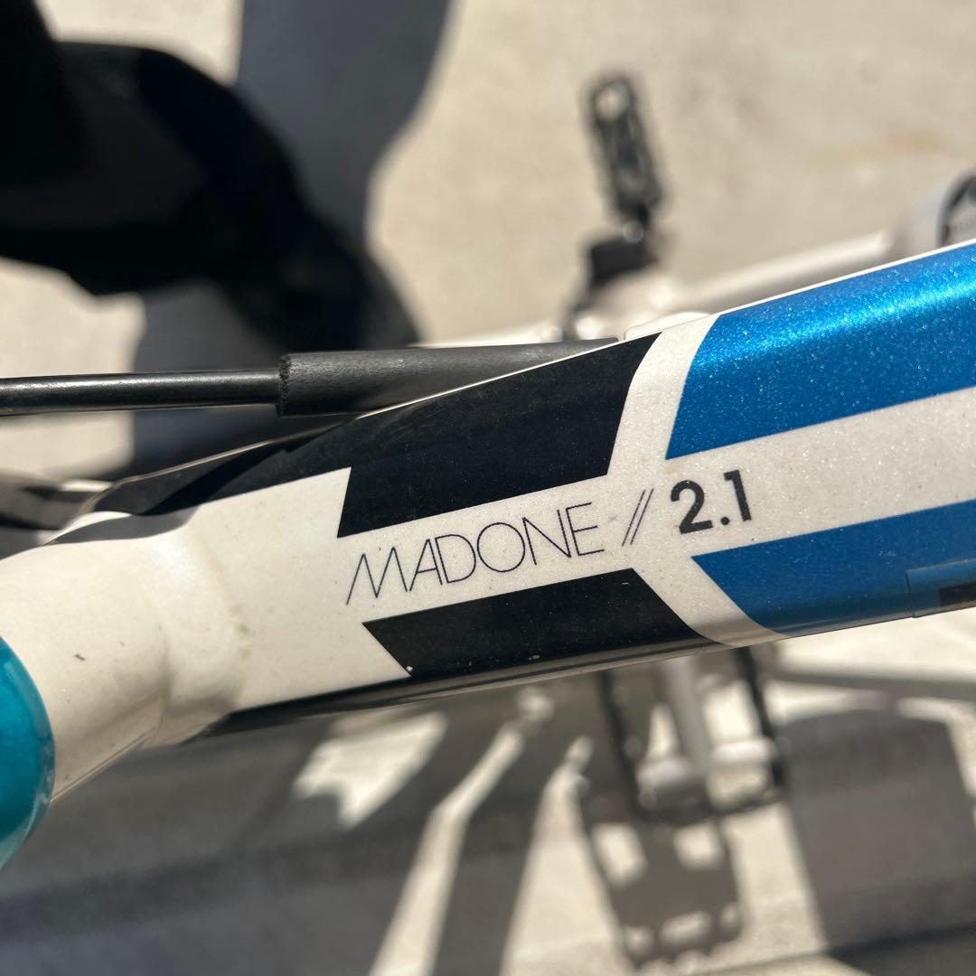 Trek Madone 2.1 ロードバイク ホワイト