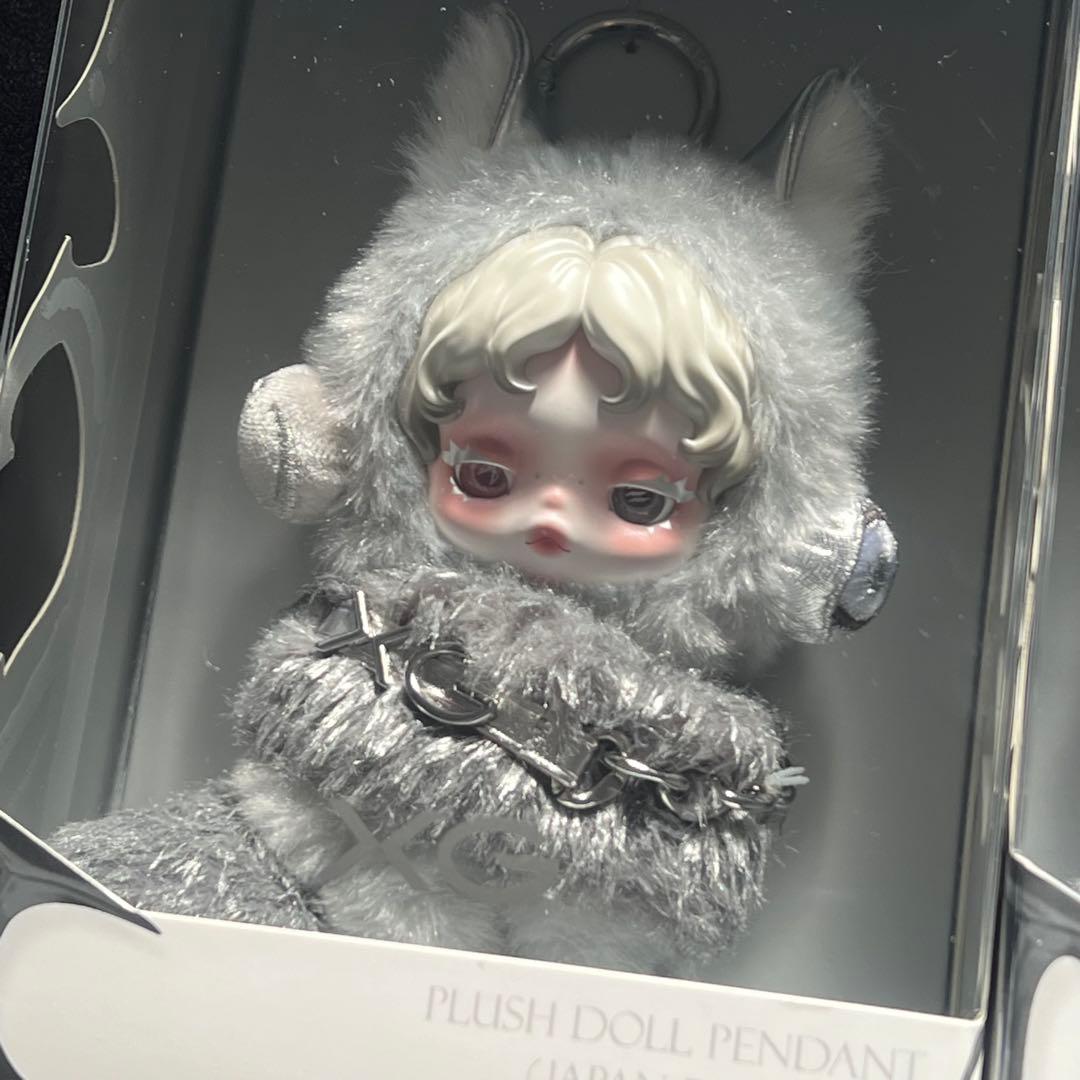 POPMART SKULLPANDA XG スカルパンダ ぬいぐるみペンダント