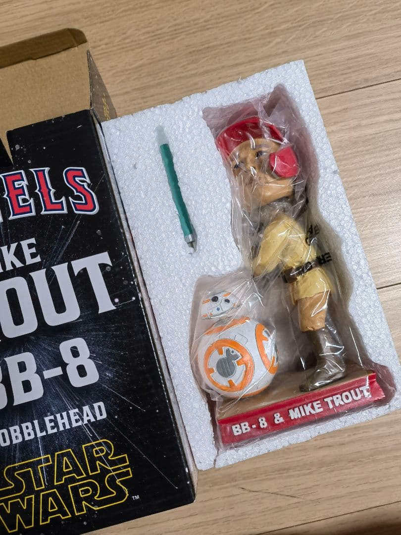 マイク・トラウト スターウォーズBB-8 ボブルヘッド