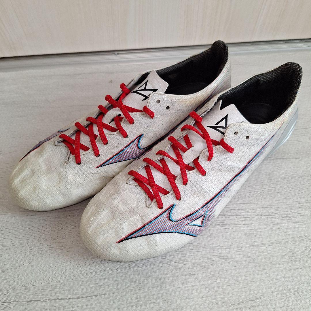 美品☆ミズノアルファ Pro ホワイト サッカーシューズ 25㎝
