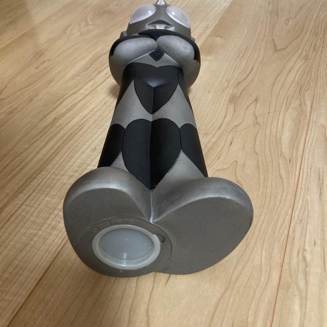ウルトラマン貯金箱