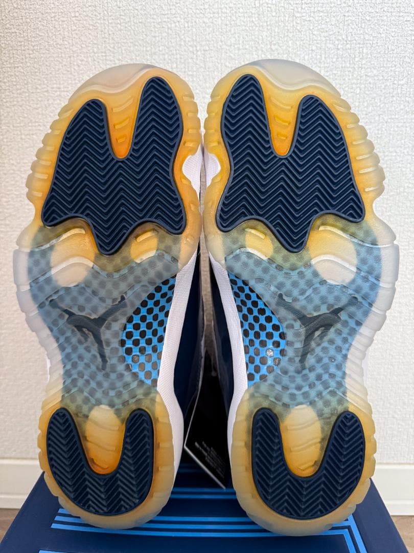 新品未使用 Jordan Air Jordan 11 ネイビー/ホワイト