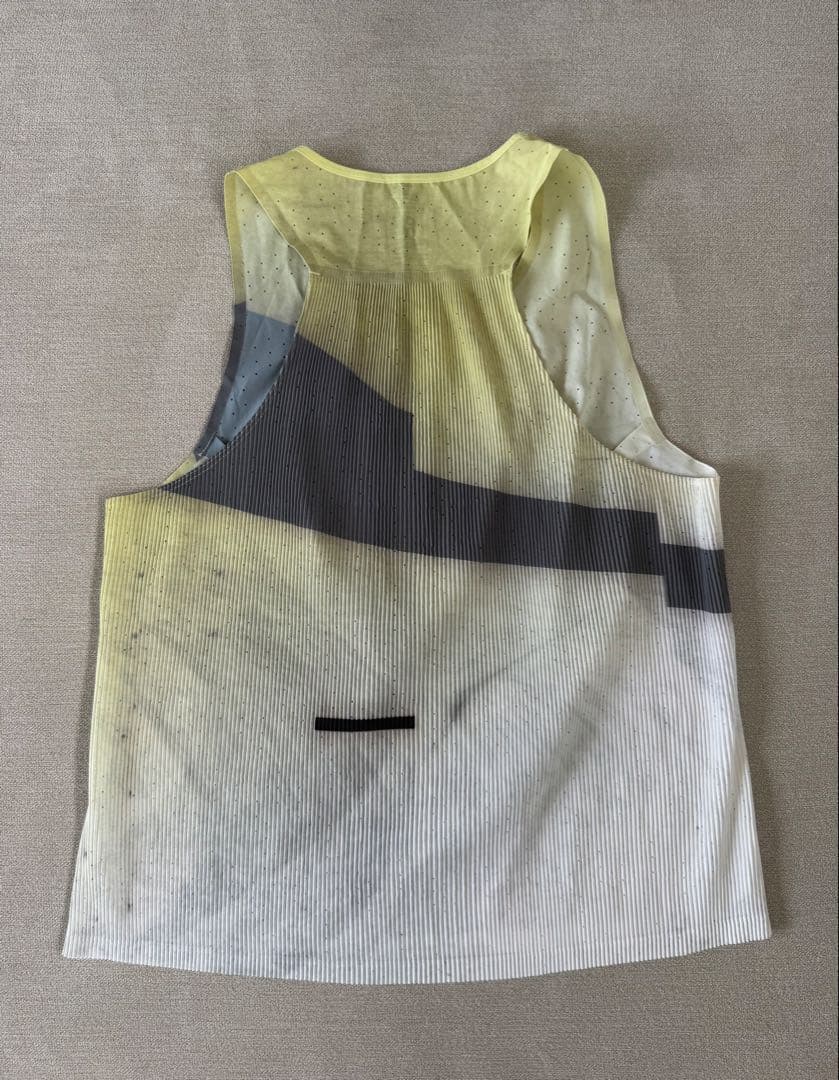 On Women’s Race Singlet S