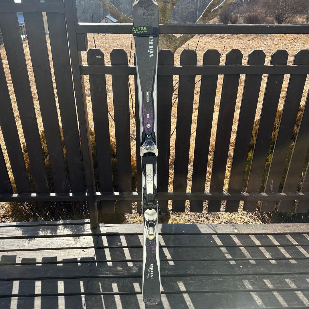 美品　VOLKL レディースVIOLA essenza スキー板 148希少