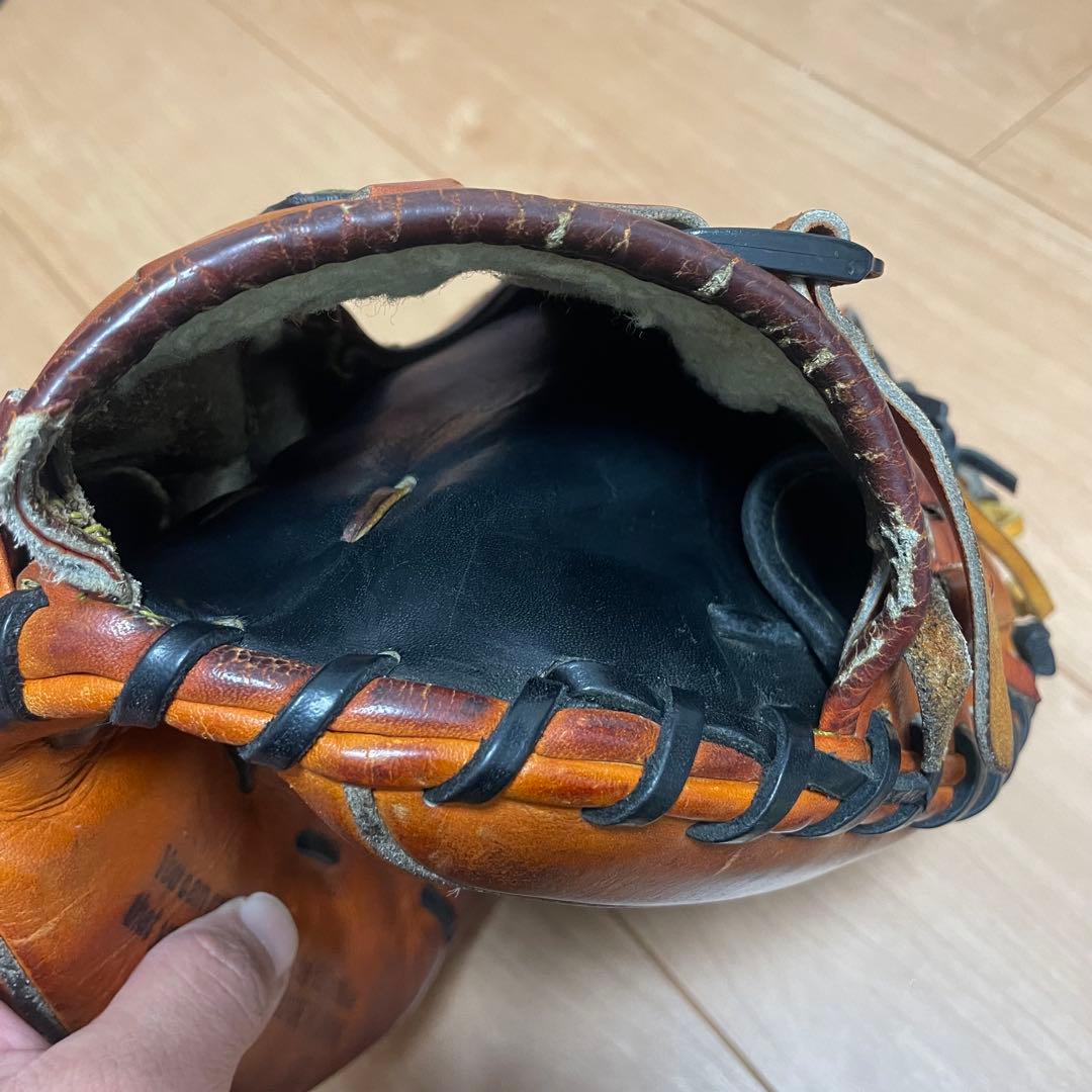 ハタケヤマ　硬式　キャッチャーミット 型付け済　即戦力