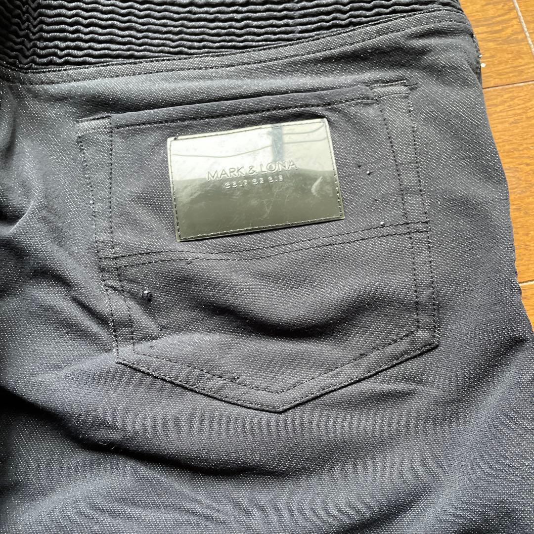 ⭐️正規品⭐️MARK & LONA ブラックショートパンツ