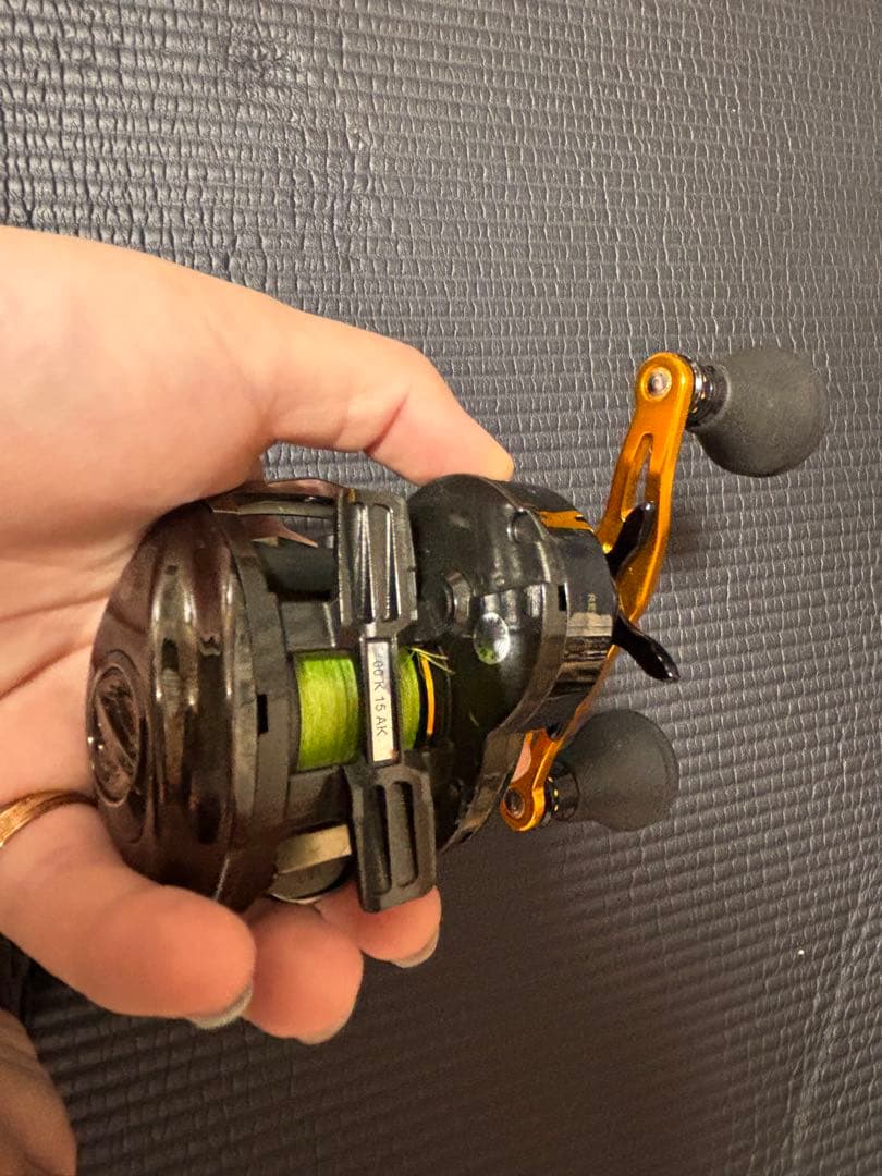 Abu Galucia ベイト　REVO3 BC-L 左巻き