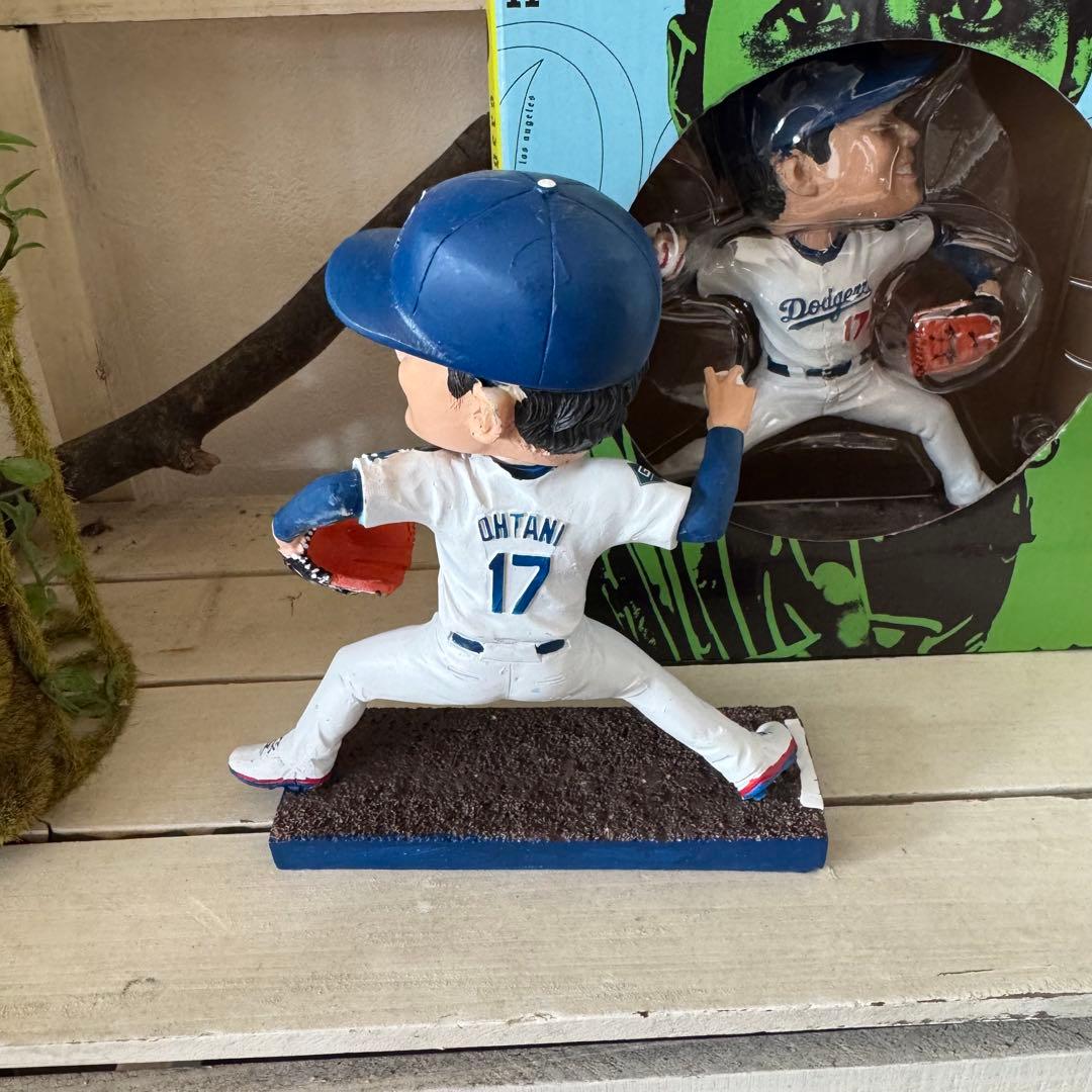 ドジャース　大谷翔平ボブルヘッド　ピッチャー投手来場者限定品 9月10日2025