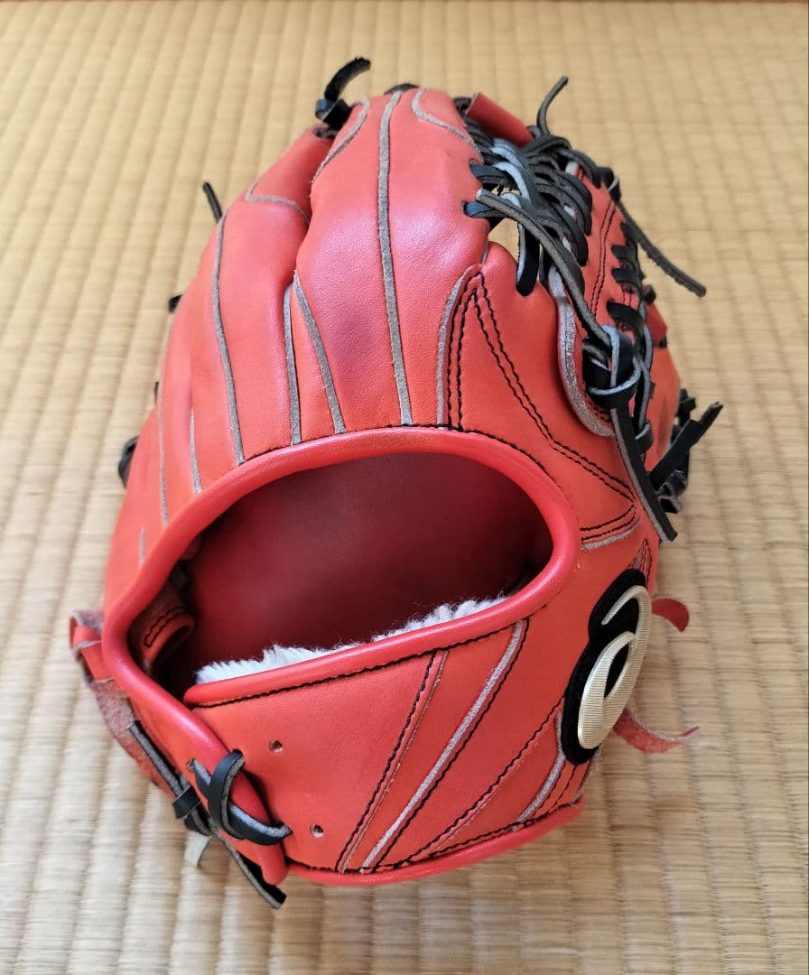 しげる アシックス ゴールドステージ 軟式グローブ 内野手用