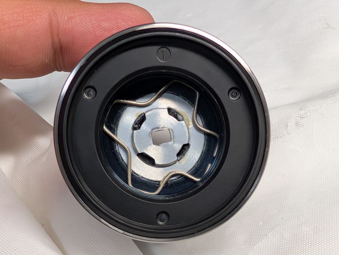 シマノ　23ストラディック 管233FG　C3000HG スプール