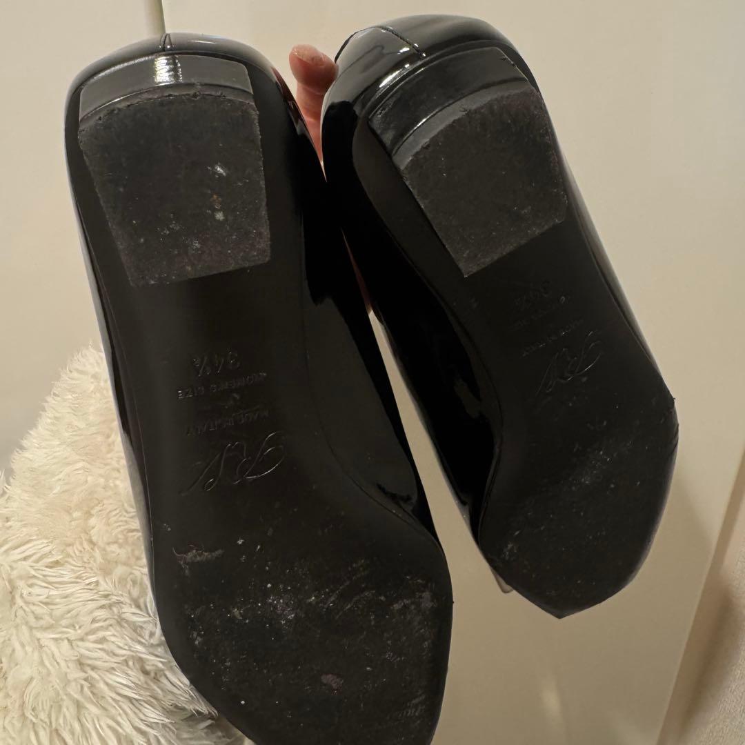 Roger vivier パテントレザー バレリーナ