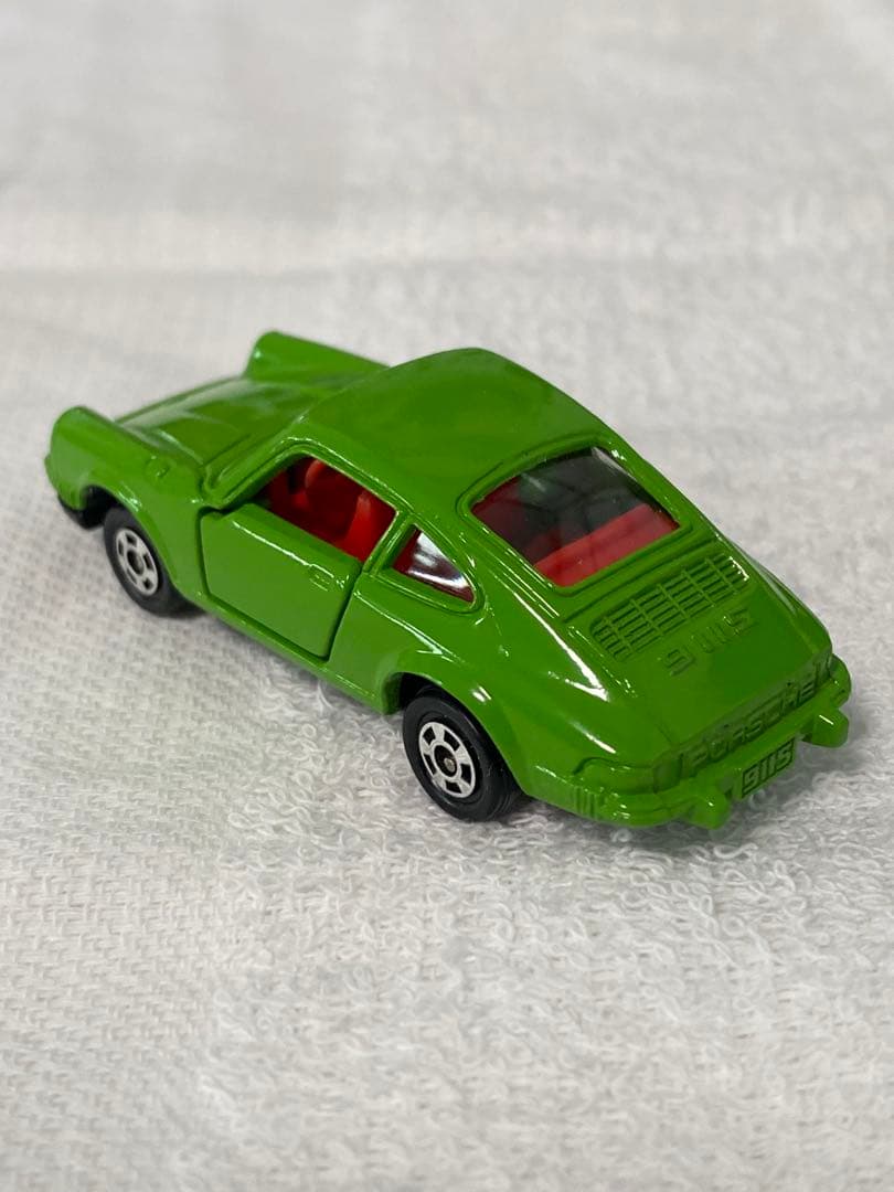トミカ 青箱 F3-1-1 ポルシェ 911s 状態良好、早い物勝ち